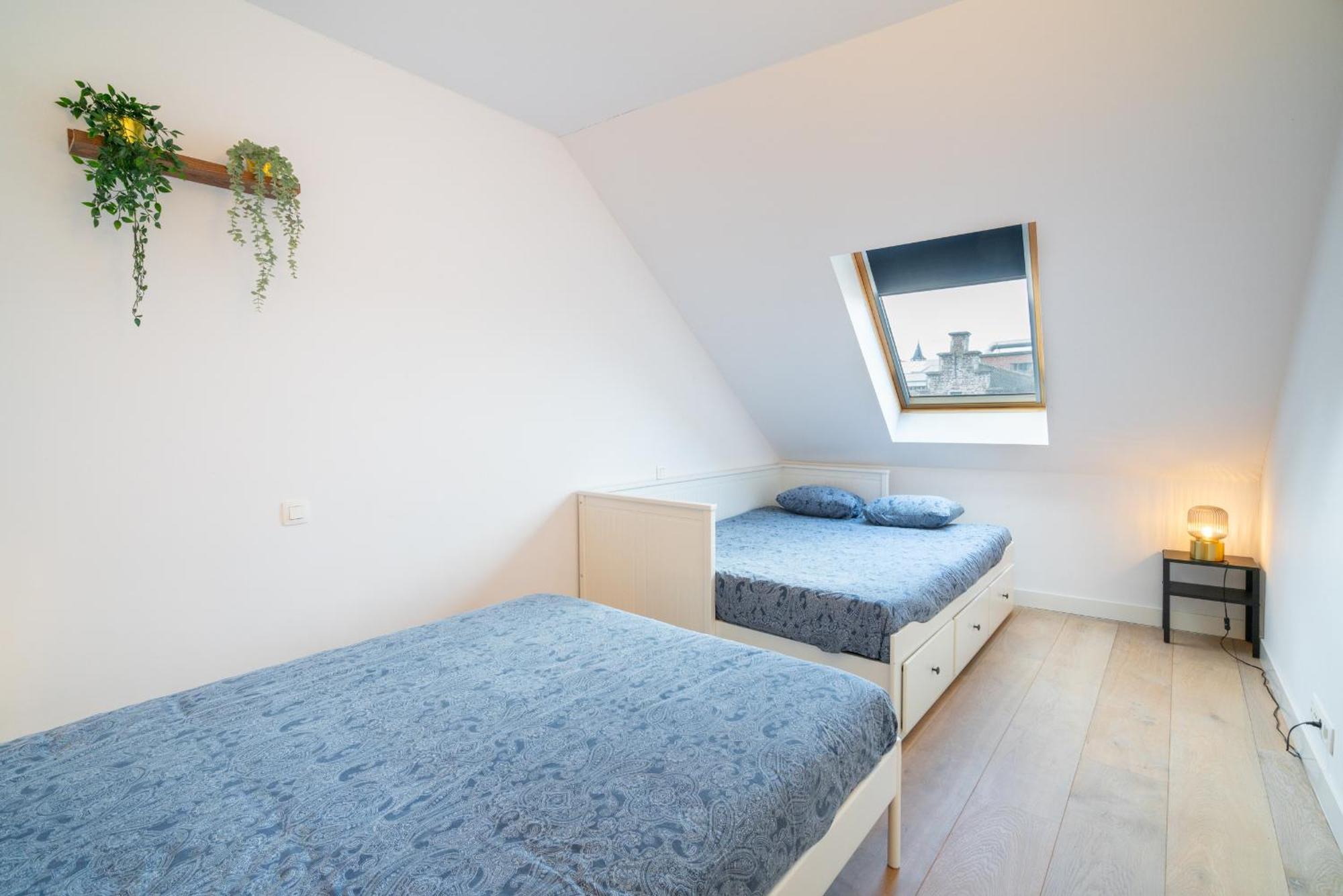 Appartement Light House Lodge. In Center Of Anvers
